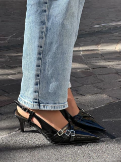 Stiletto CHELSEA Charol Negro - comprar online