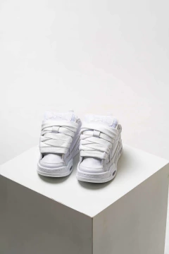 EQUIS TRIPLE WHITE en internet