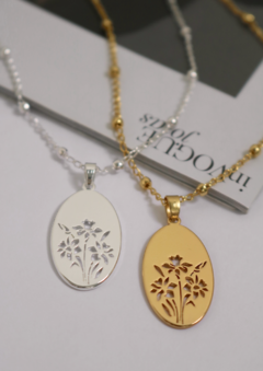 colar flowers