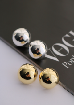 brinco button