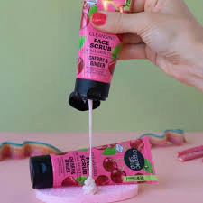 ORGANIC SHOP FACE SCRUB CLEANSING - EXFOLIANTE FACIAL LIMPIADOR CEREZA Y JENGIBRE X 75ML (4744183012202)