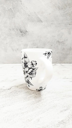 HIBISCUS=TAZA CON INICIAL - comprar online