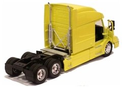 Caminhão Volvo Vn780 1:32 NewRay Amarelo - loja online