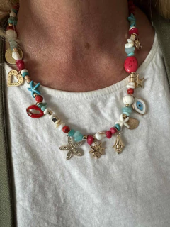 Collar con boquita y dijes - buy online