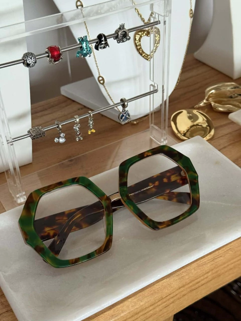 Anteojo July con carey en verde - buy online