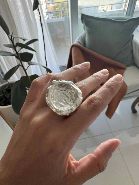 Anillo Orbe plateado extensible