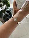 Pulsera trebol grande blanco gold