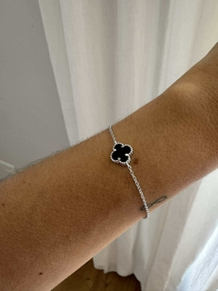 Pulsera trebol negro