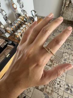 Anillo con cruz acero gold
