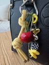 Charm para bolso con cereza amarillo