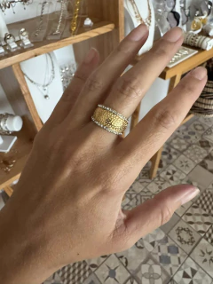 Anillo martillado con pave acero gold - buy online