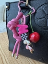 Charm para bolso cereza rosa