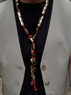 Corbatero rojo y dorado - comprar online