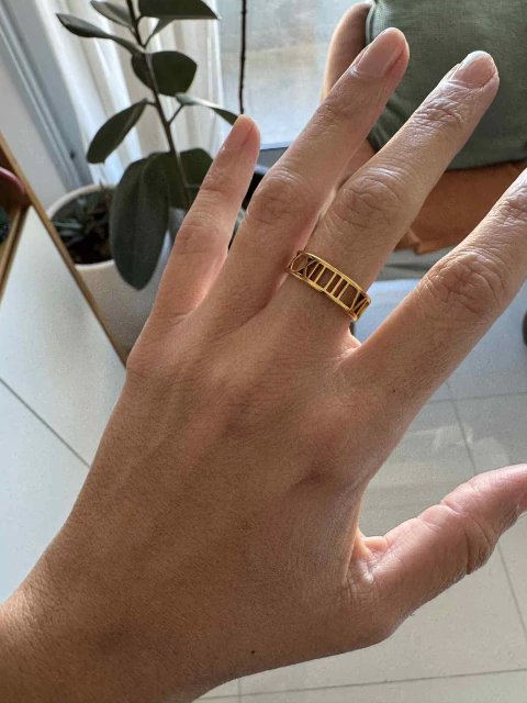 Anillo romano acero gold