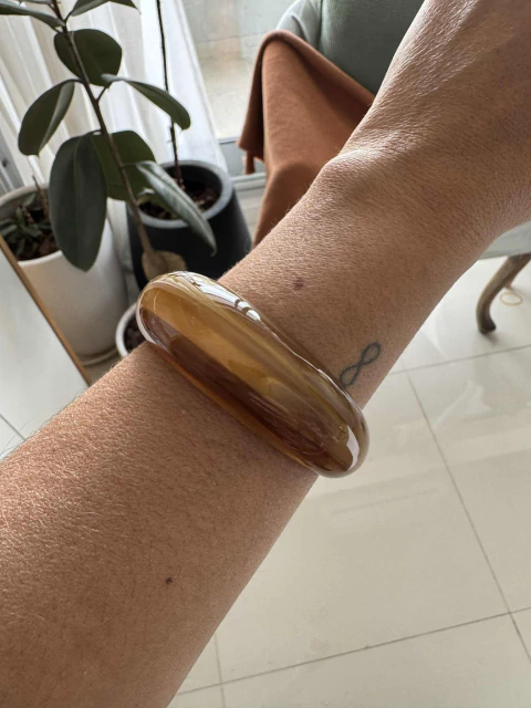 Brazalete de resina Lay