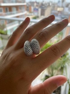 Anillo Tritone