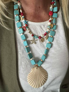 Collar con boquita y dijes - El Mercadito de Accesorios