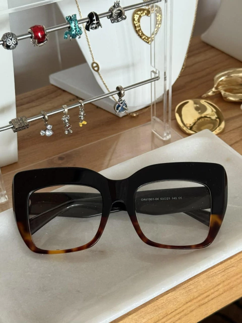 Anteojo California carey