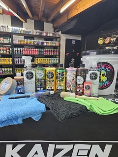 Kit limpieza interior + limpieza exterior toxic shine