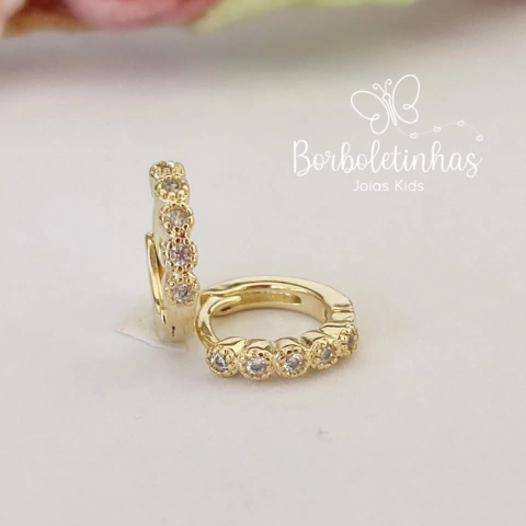 Brinco Argola Infantil Zircônias Banhada a Ouro e Hipoalergênica