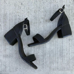 SANDALIA REMI NOBUCK BLACK - comprar online