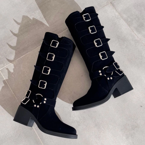 BOTA BROOKS BLACK GAMUZA - comprar online