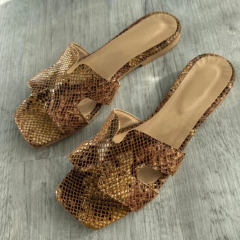 SANDALIA CHATA CELINA PRINT GOLD - comprar online
