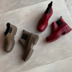 BOTA DE LLUVIA SIRIS COCHOLATE - LAS ROXY