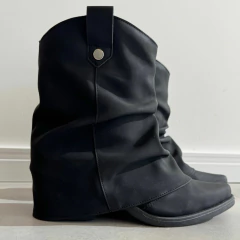 BOTA ROCCA BLACK - LAS ROXY