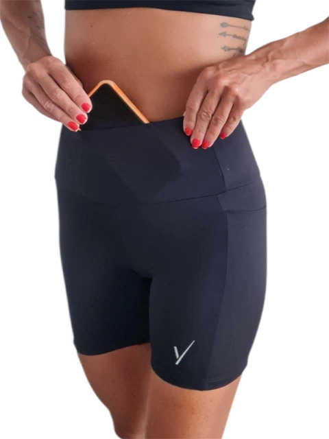 Short Fast 6 Bolsos | Tecido de Compressão Emana Preto - comprar online