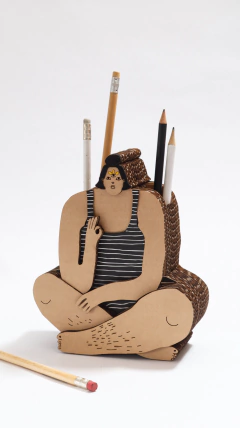 LAPICERO "BUDA" POR LOU - Boutique Grafica