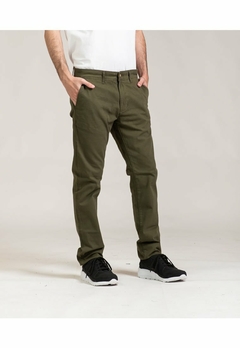 PANTALON CHINO CANTERBURY COLOR VERDE