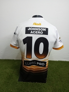CAMISETA DE RUGBY FLASH CAE (ENTRE RÍOS) TITULAR CON NÚMERO Y SPONSOR (2024) - In Goal Tienda