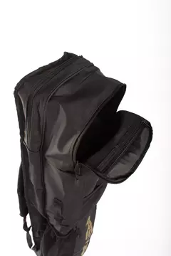 FUNDA COMPACT PRO REVES NEGRA