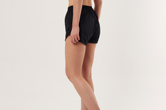 SHORT TRAINING MUJER NEGRO JUSTINA VLACK - comprar online