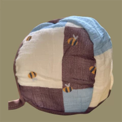 Capota Bees - Mon and Frank