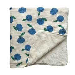Manta reversible Arándanos + corderito - comprar online