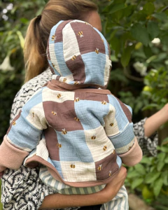 Capota Bees en internet