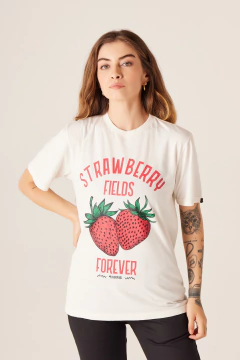 T-shirt Feminina Strawberry Fields na internet