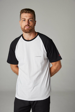 T-shirt Masculina Raglan Basic - comprar online