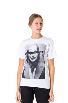 T-Shirt Feminina Stripe Coringa