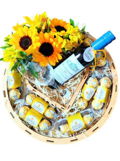 Cesta com Girassóis Vinho e Chocolates - comprar online