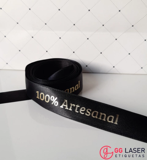 Fita em Cetim - PRONTA ENTREGA - modelo 100% ARTESANAL - comprar online