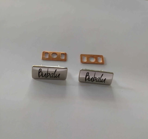 Plaquinha de Metal 1,2x3,0 cm - Prata