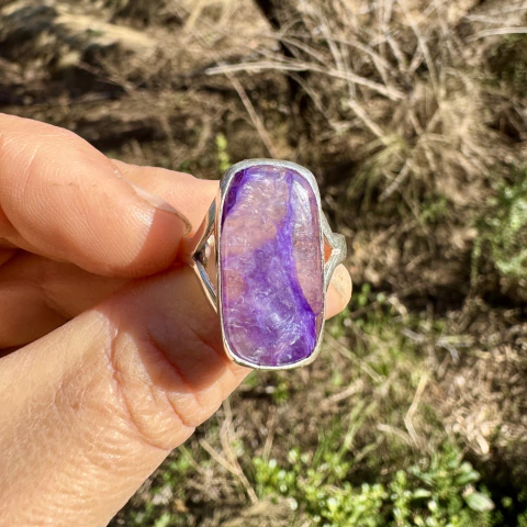 Anillo regulable de charoita en Plata 925 - comprar online