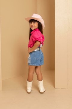 Conjunto Boiadeira Ana Castela blusa+ shorts + cinto