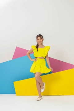 Conjunto linho shorts saia amarelo neon verão