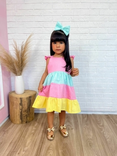Vestido + laço cabelo candy color arco-íris na internet