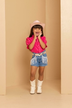 Conjunto Boiadeira Ana Castela blusa+ shorts + cinto na internet