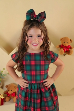 Imagem do Vestido + laço xadrez vermelho com verde natal